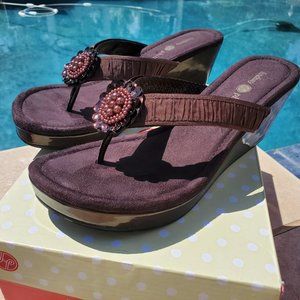 Lindsay Phillips Switch Flops Brown Patent Wedge Sandal